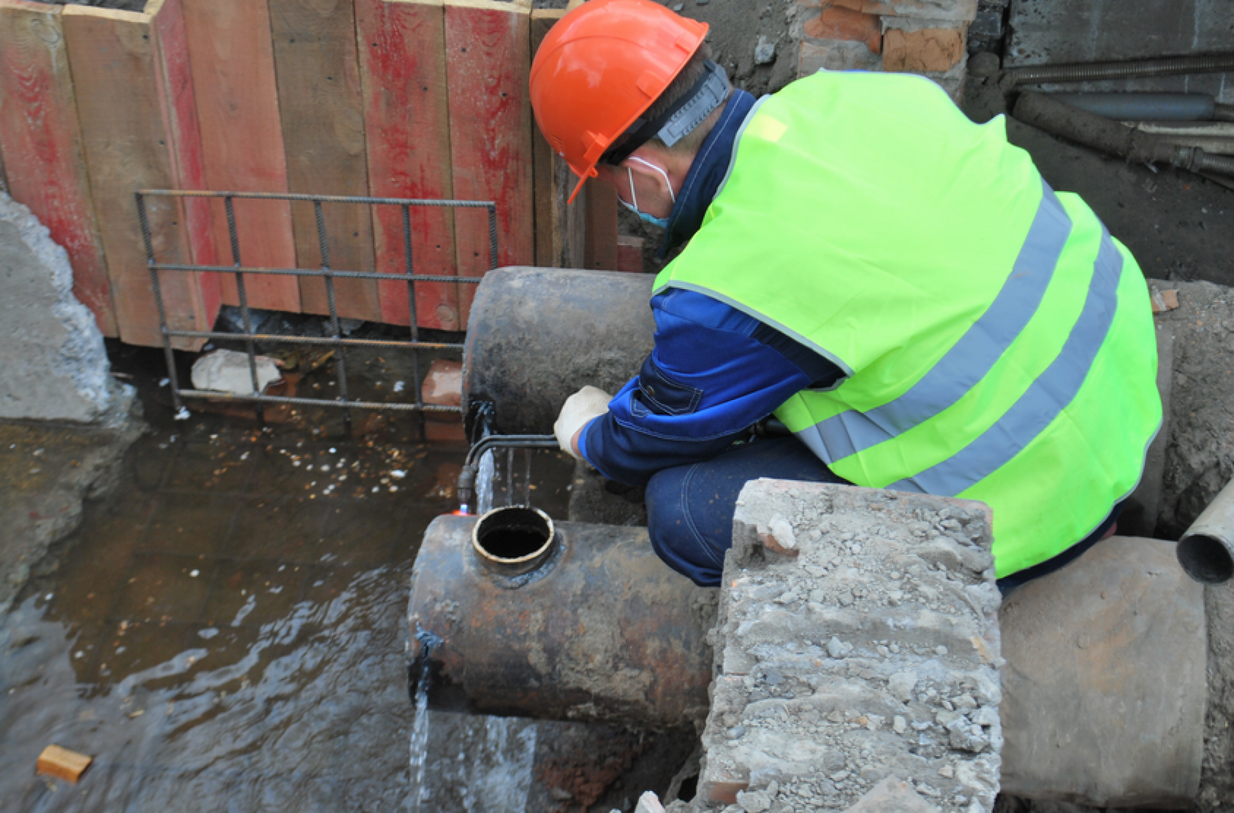 СГК меняет почти полкилометра теплосети на улице Можайского в Бийске