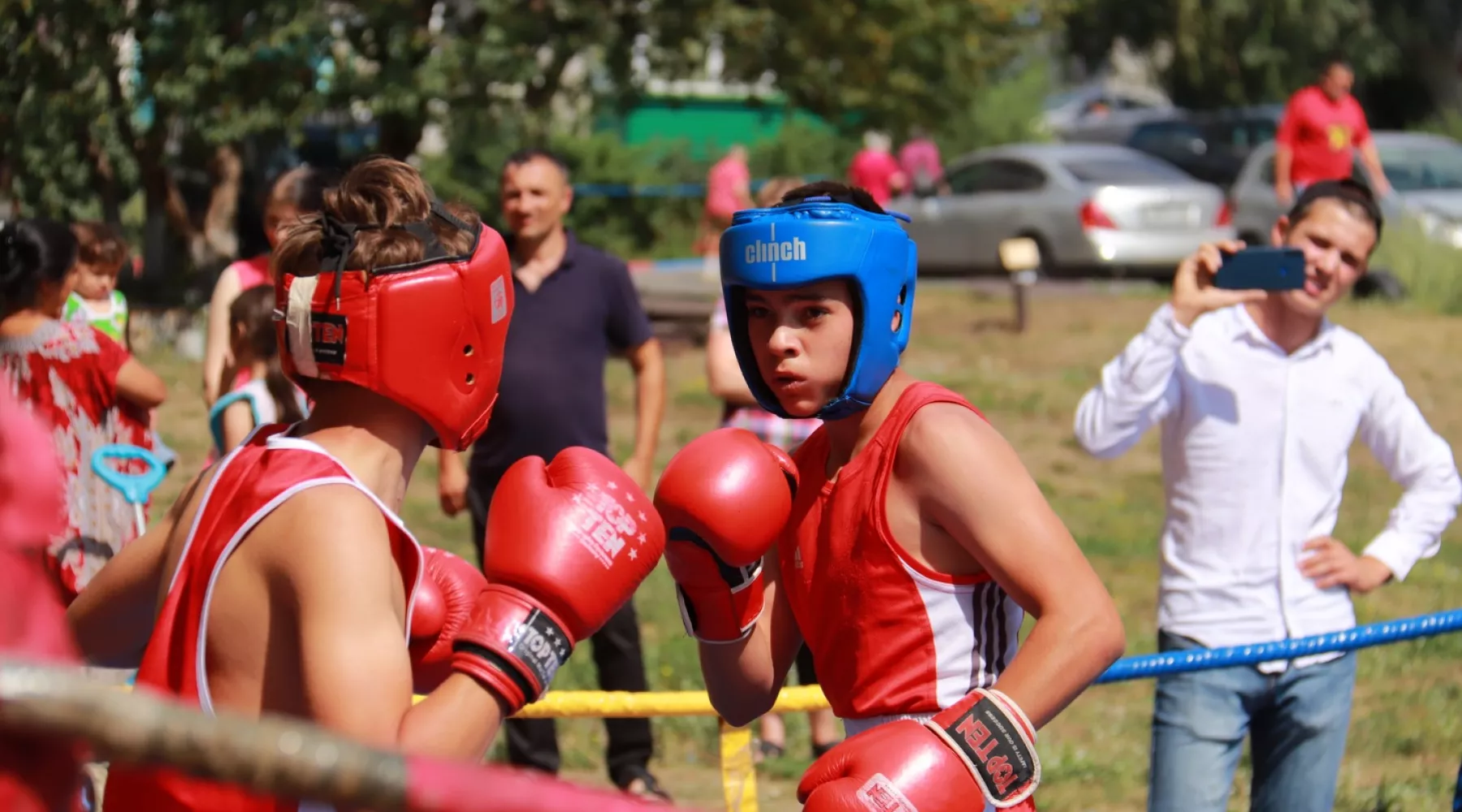 В день физкультурника в Бийске прошел мастер-класс по боксу