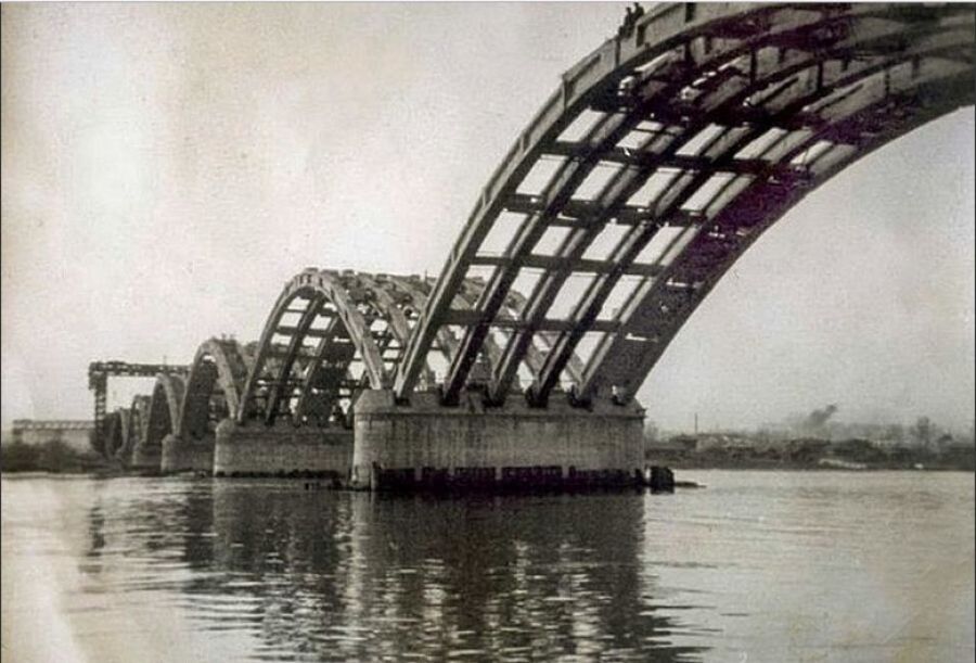 Строится главный мост Бийска