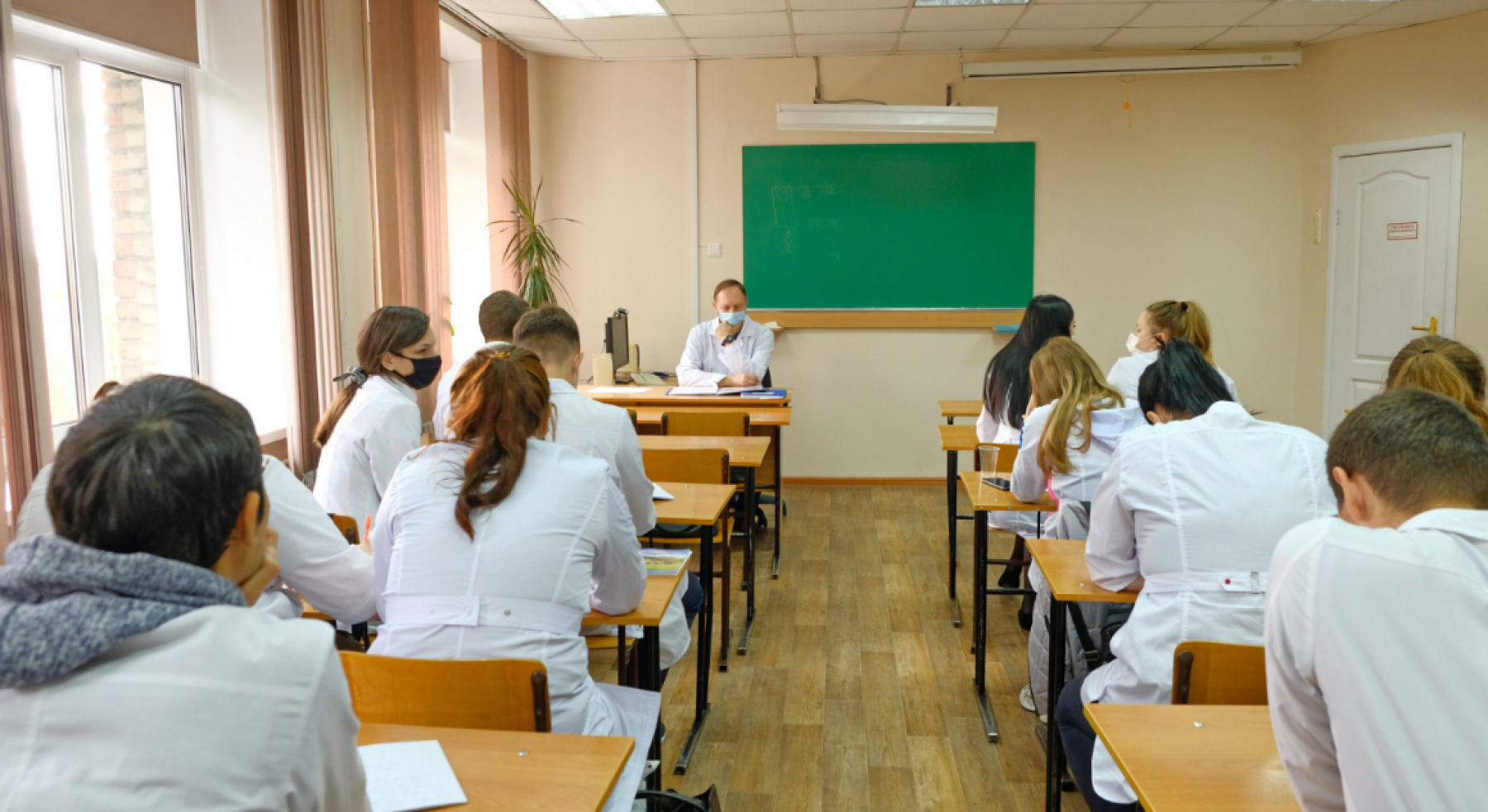 Отдохнул – и дальше: как бийские студенты-медики работали в ковидном госпитале