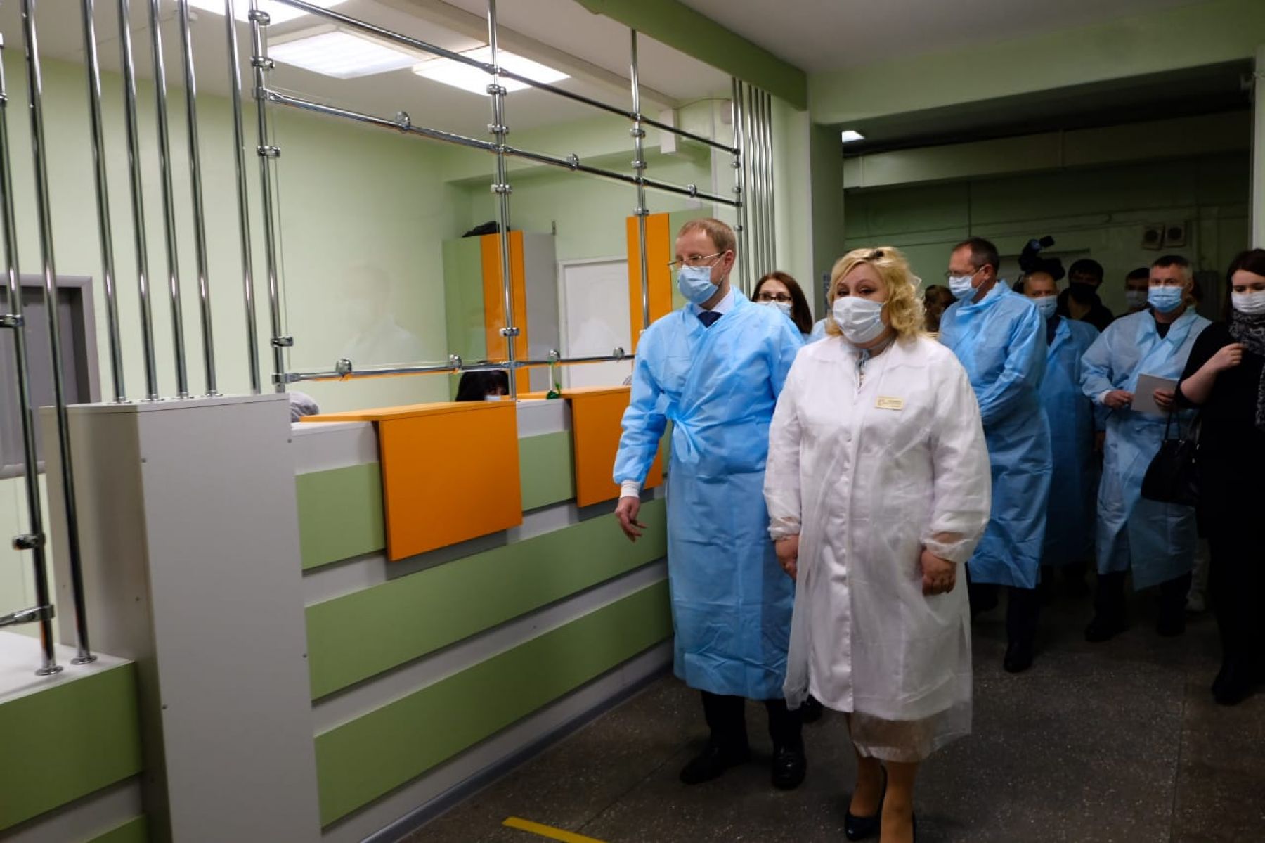 Виктор Томенко посетил консультативно-диагностический центр в Бийске