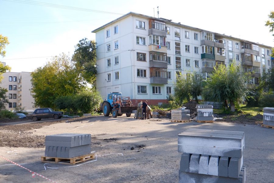Начинали красиво: особенности провала программы ремонта дворов в Бийске