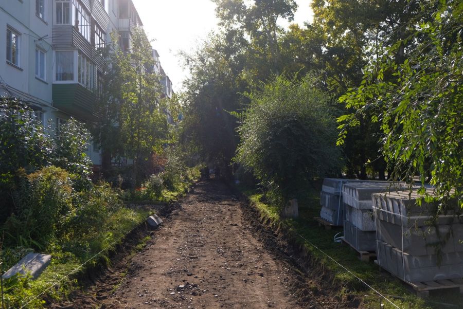 Начинали красиво: особенности провала программы ремонта дворов в Бийске