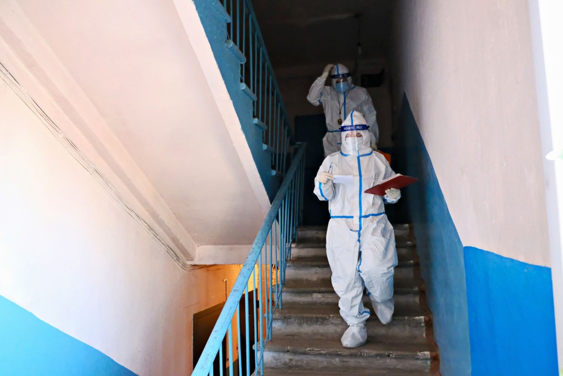 Скорая слушает: как "неотложка" Бийска работает с ковидными пациентами