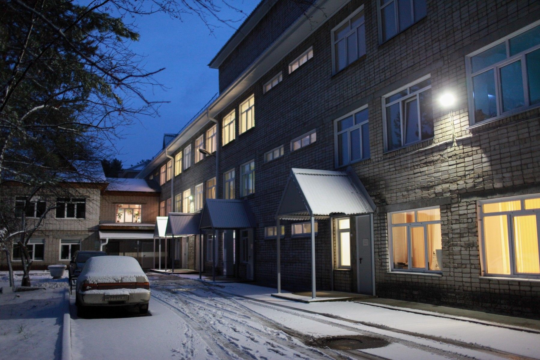 Инфекционистам Бийской ЦГБ пообещали начислить новые ковидные выплаты