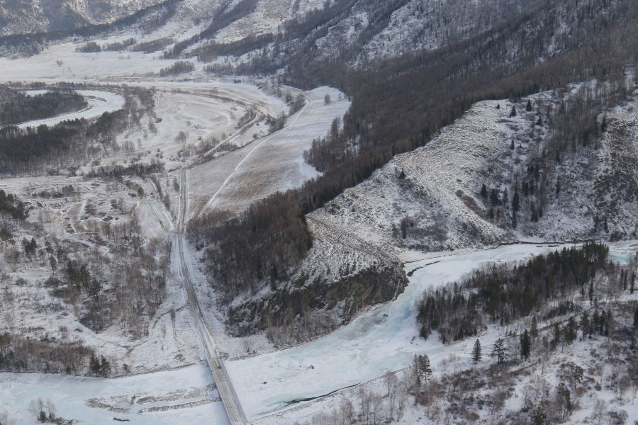 В Алтайском крае за паводковой обстановкой следят с вертолетов
