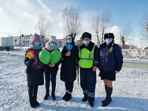 Сотрудник бийск. Сотрудник Бийск официальный сайт. Бийское волонтерское движение. Цук в Бийске сотрудники.