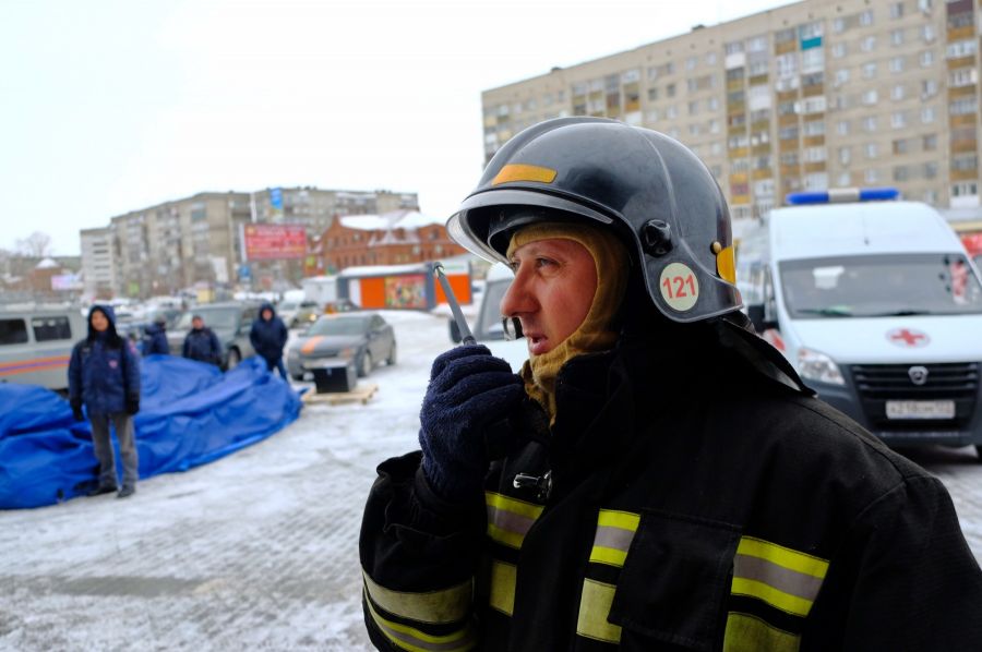 360 человек эвакуированы, пятеро спасены: в Бийске прошли пожарные учения