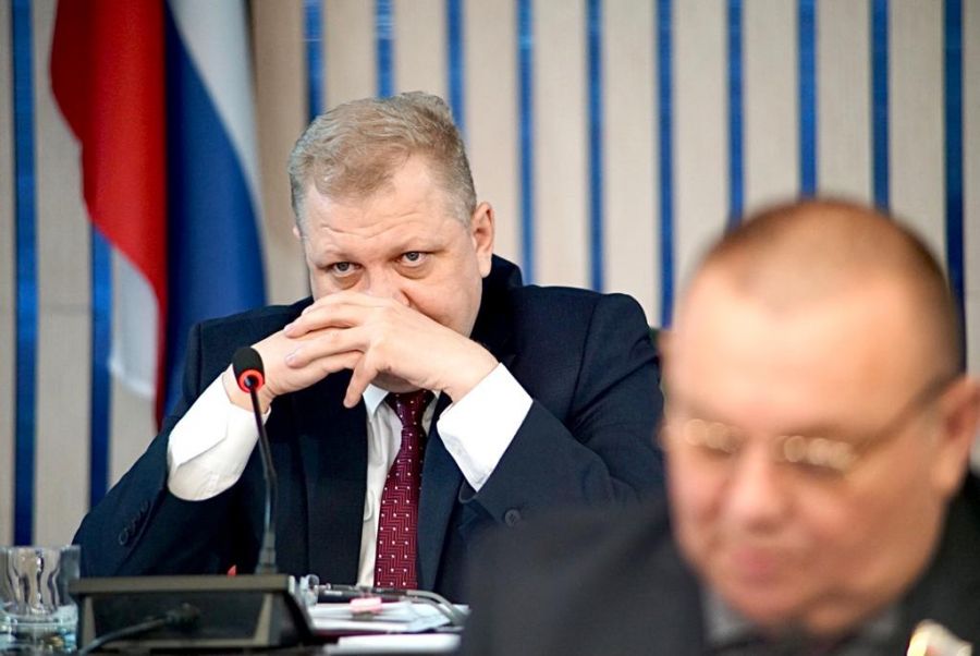 Депутаты Думы Бийска приняли отчет мэра, поставив ему «двойку»