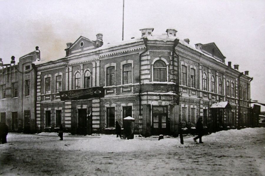 В Бийске произошел пожар в торговом доме купца Хакина в историческом центре