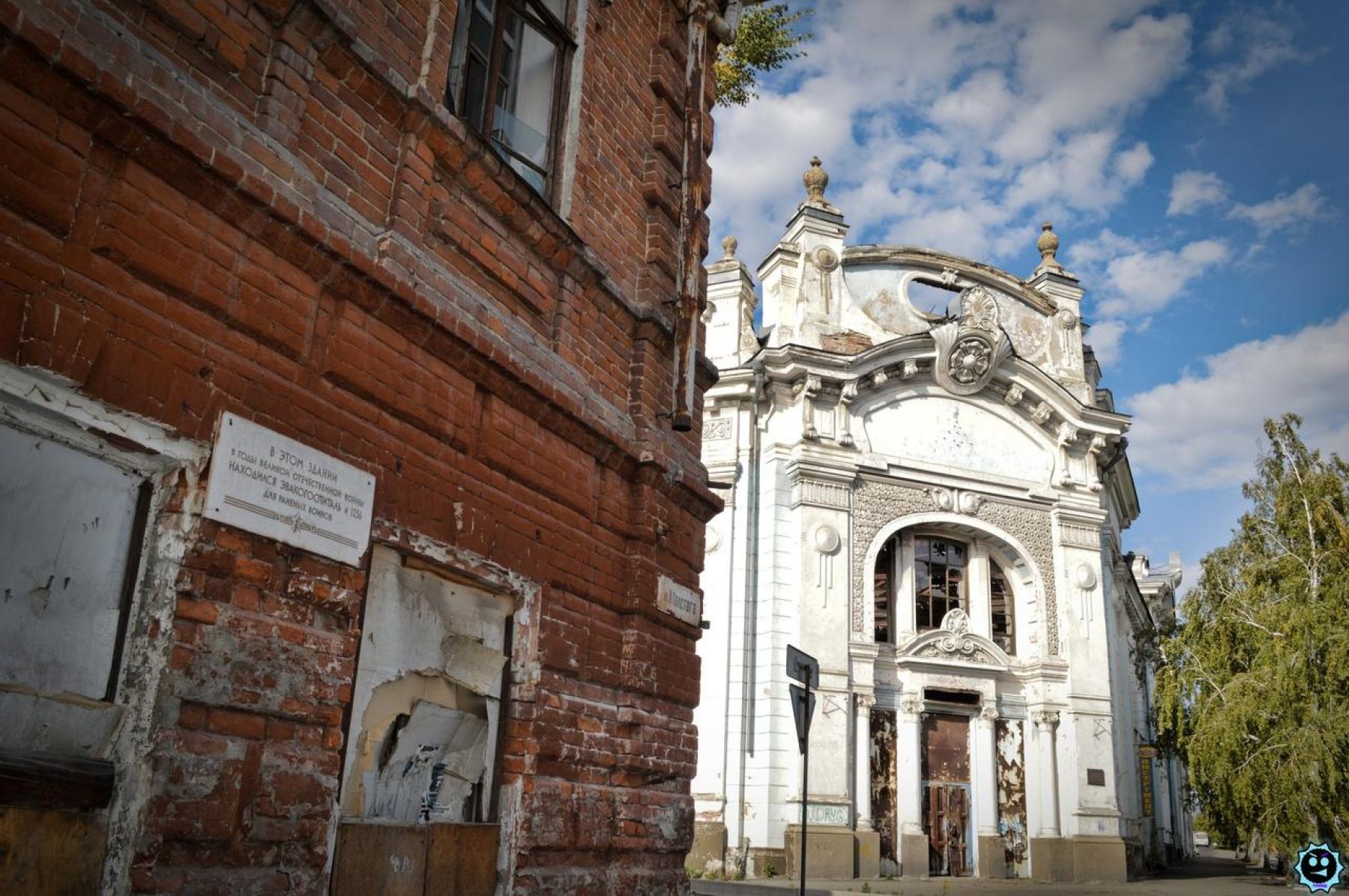 В Бийске произошел пожар в торговом доме купца Хакина в историческом центре