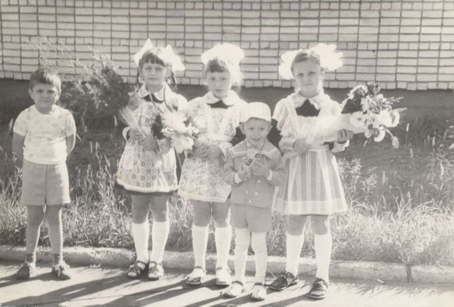 Первоклассники общеобразовательной школы №3, 1980-й год 