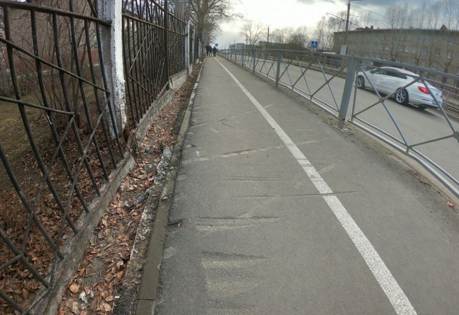 412 трещин: в Бийске до 1 июня должны устранить дорожные дефекты, выявленные ОНФ