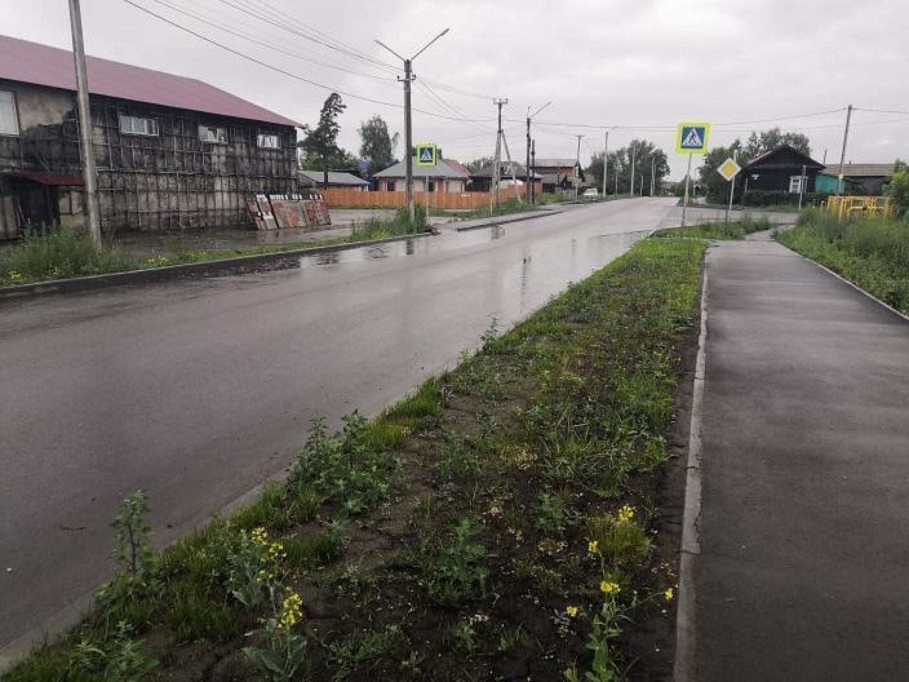 Лужи вернулись: ливневые дожди напомнили Бийску о забытых проблемах 
