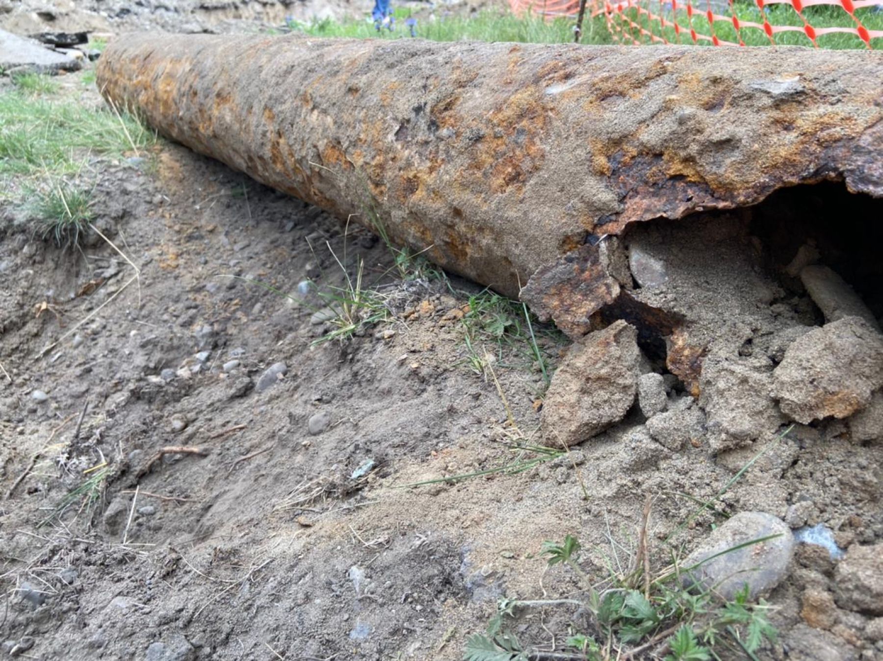 В Бийске проводят капремонт теплосетей без отключения горожан от горячей воды