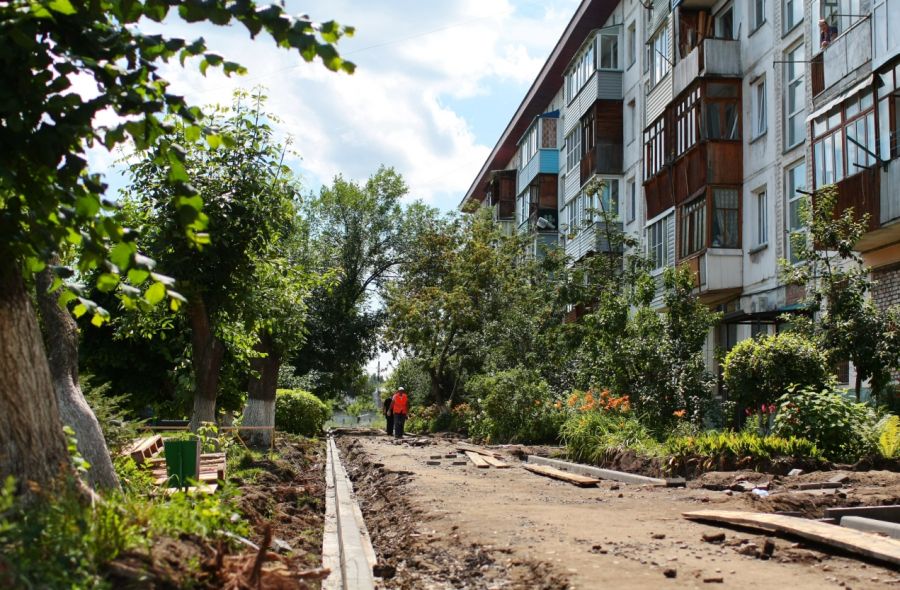 В Бийске приступили к ремонту дворов-второгодников