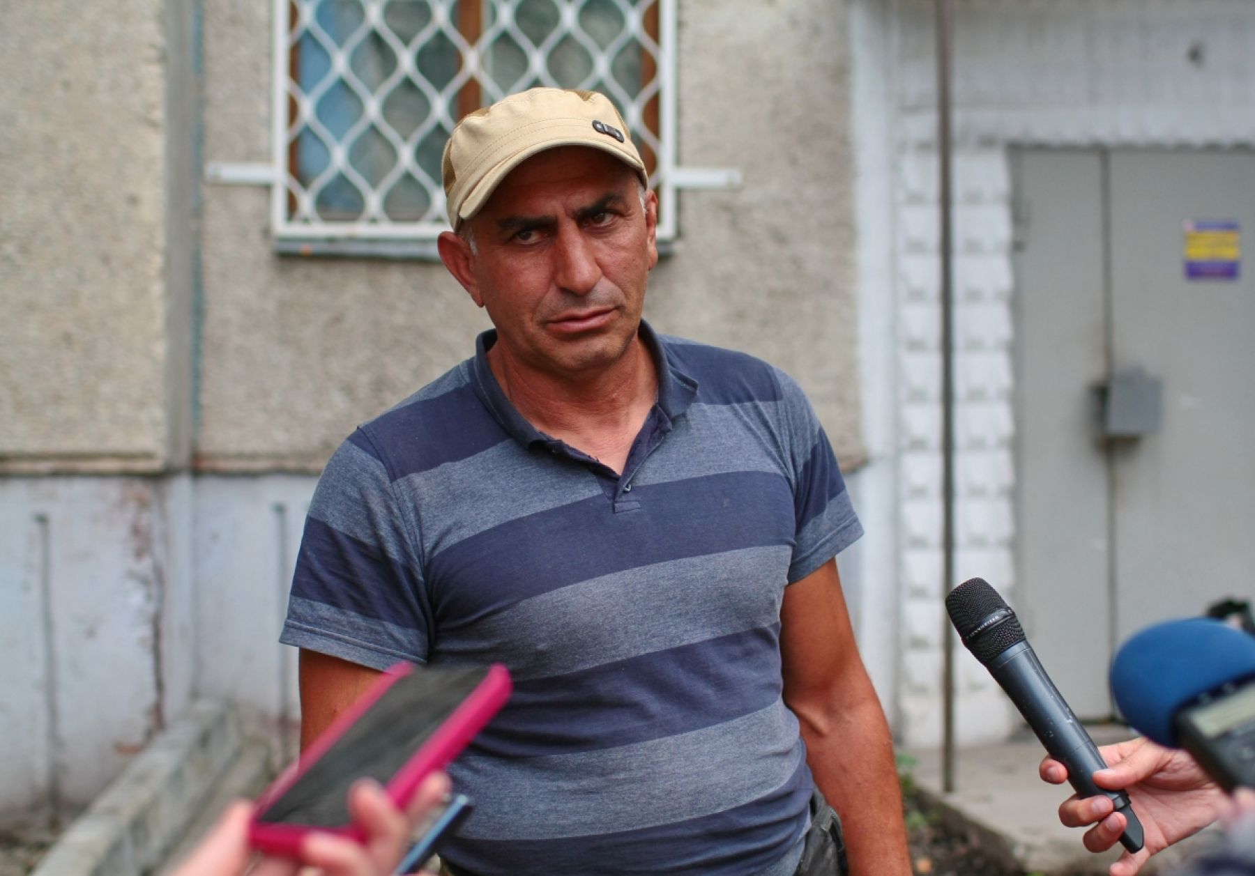 Бийчане просят при ремонте дворов обратить внимание на дорожки и клумбы