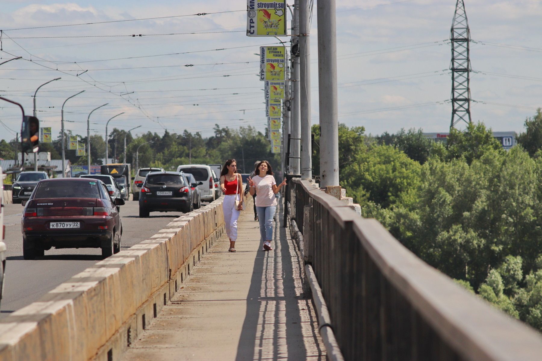 В Бийске за коммунальным мостом будут следить «умные» видеокамеры