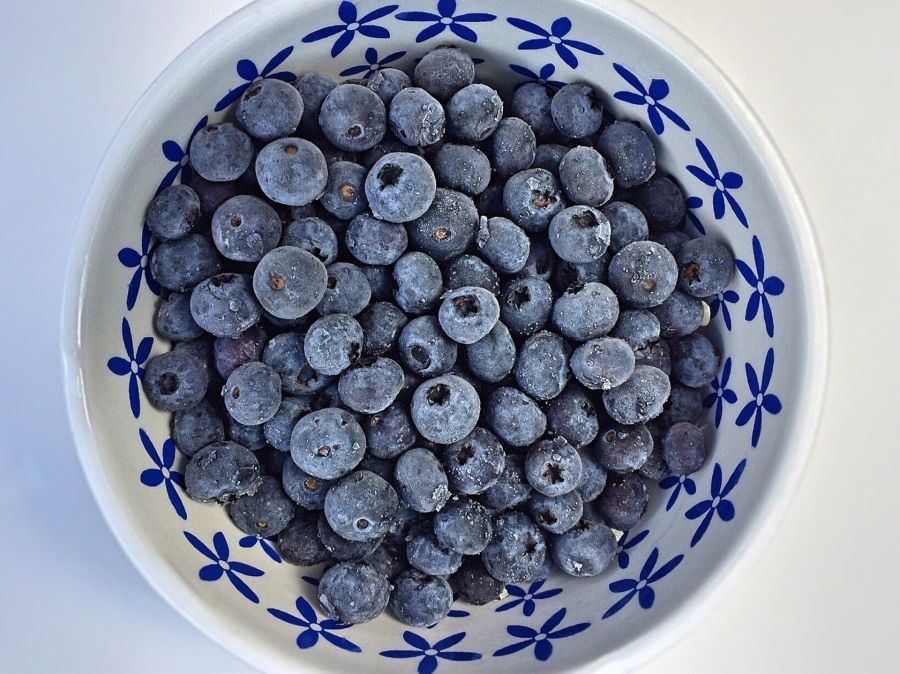 Витаминные запасы: как правильно замораживать и хранить ягоды 