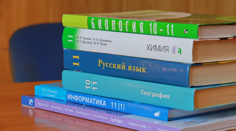 Учебниками обеспечены: в Алтайском крае на одного школьника уйдет 1600 рублей