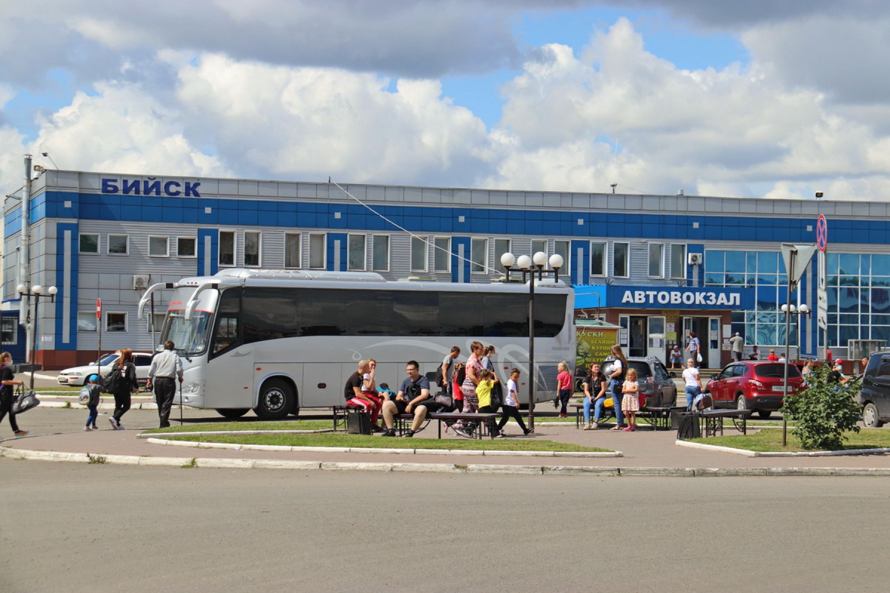 Выбирают заграницу: куда чаще всего переезжают пенсионеры Алтайского края