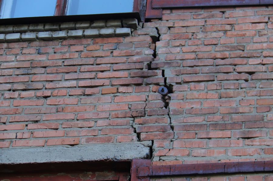 В Бийске приступили к демонтажу здания школы №31