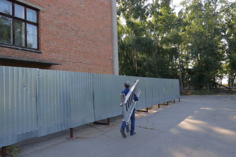 В Бийске приступили к демонтажу здания школы №31