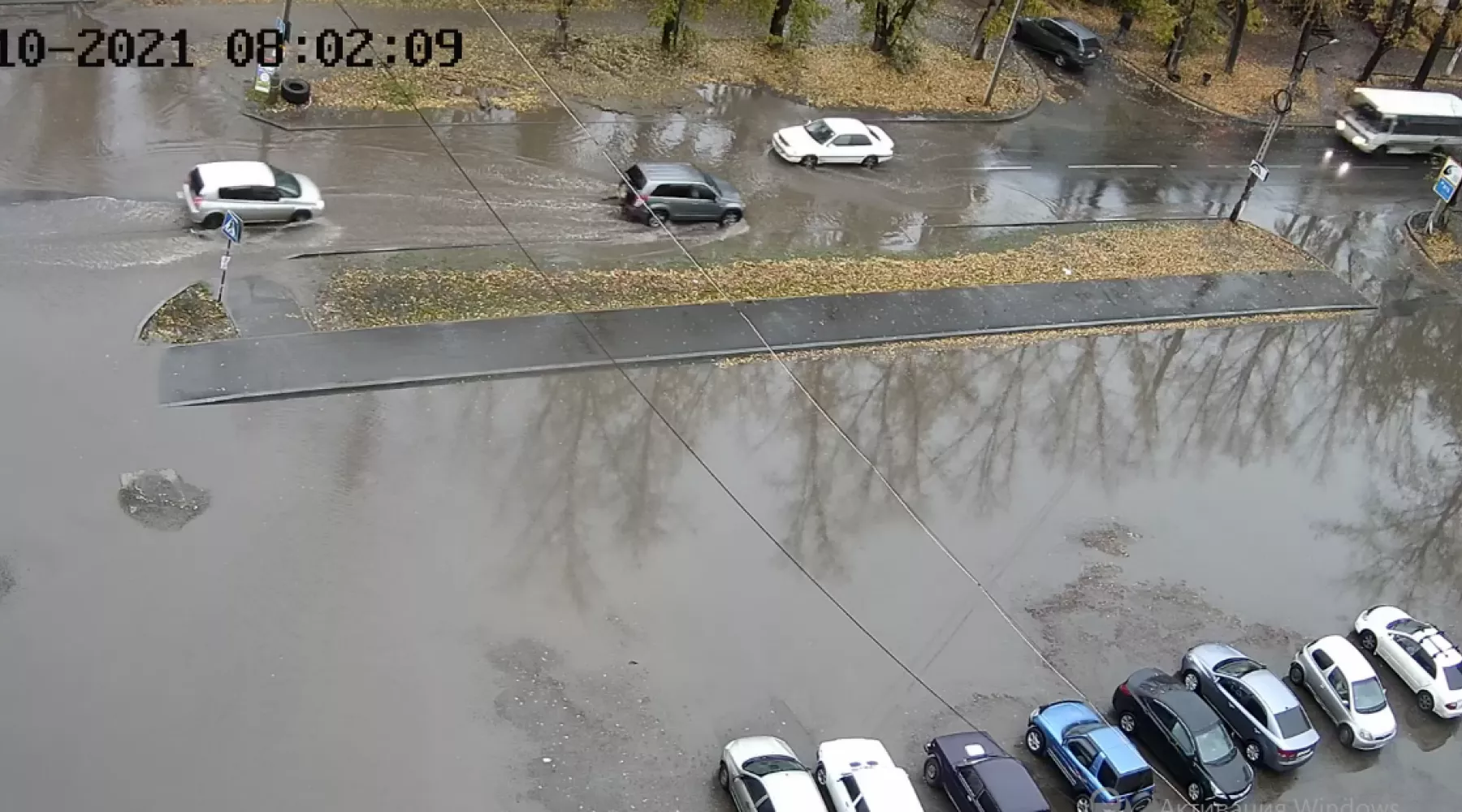 Лужа на квартале АБ с камер &quot;Сотрудника&quot; 12 октября 