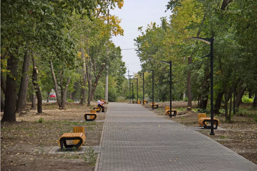 Парк в поселке Нагорном