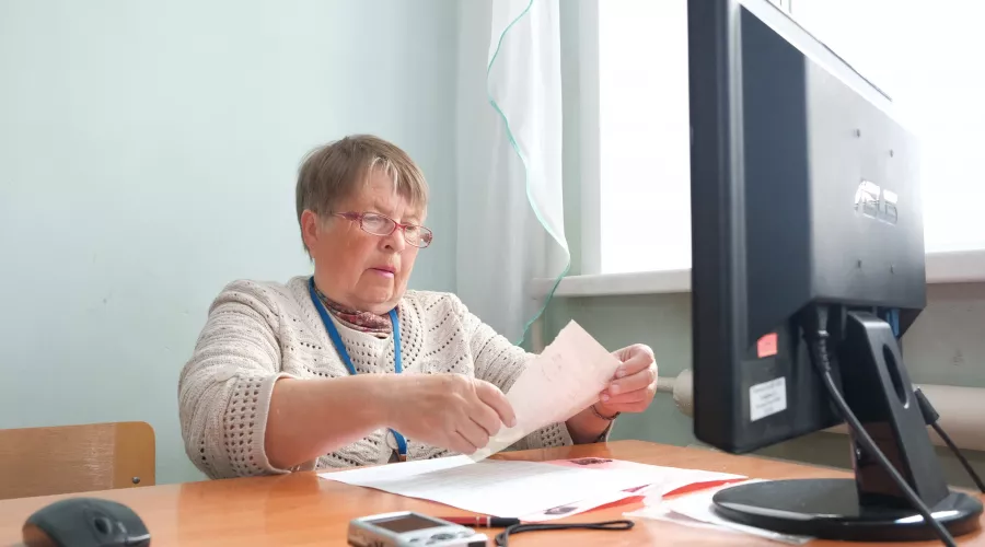 Пенсионеры в Бийске работают и после достижения пенсионного возраста.