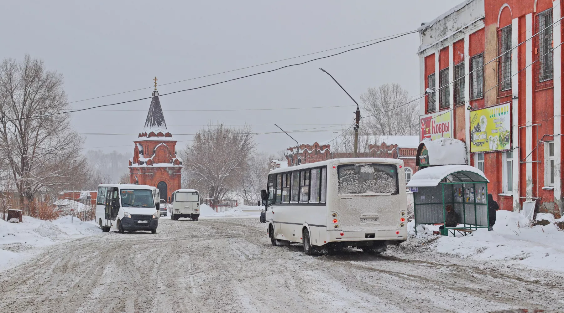 Старый Бийск. Переулок III Интернационала. Конечная остановка автобусов 