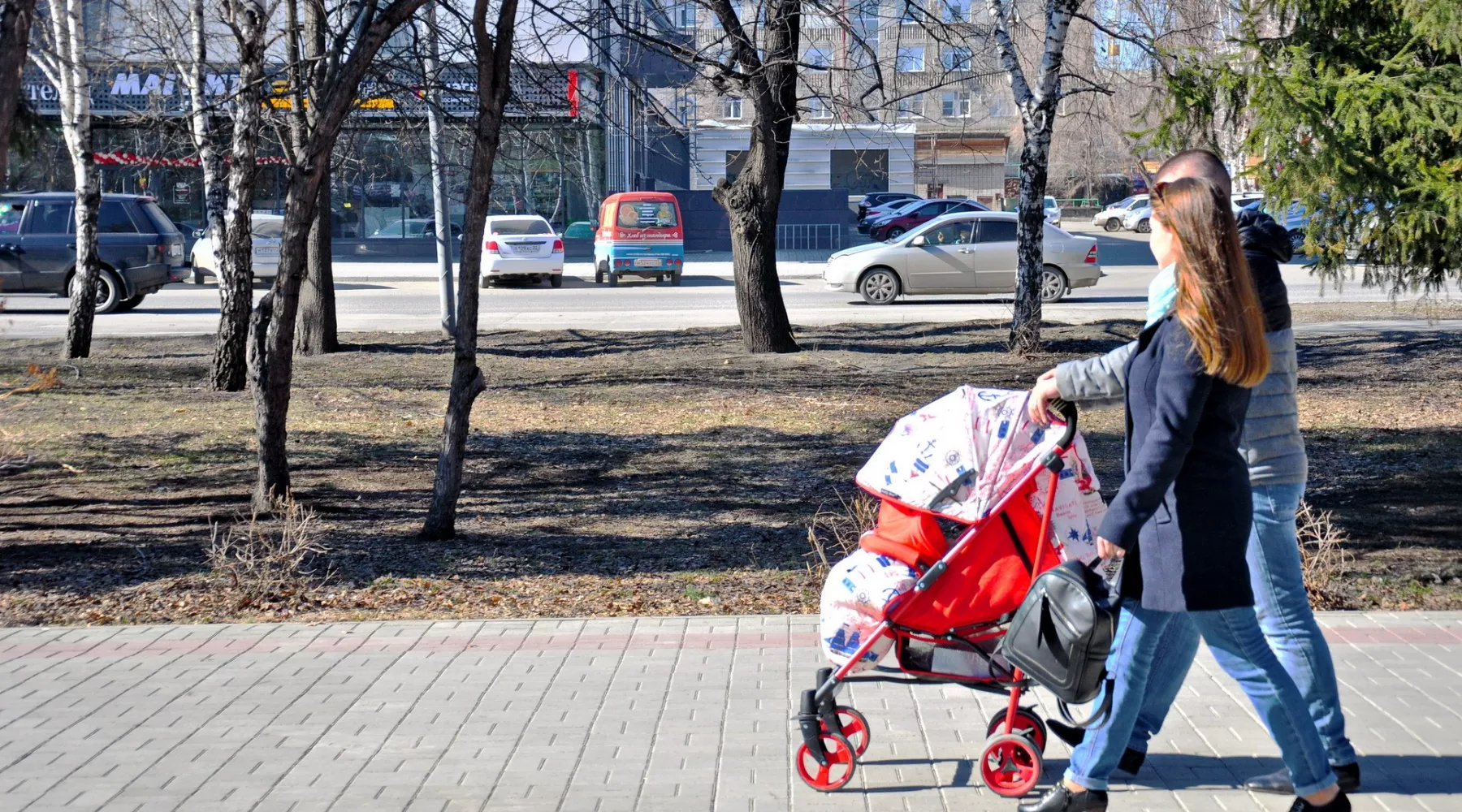 Апрель. Тепло. Весна. Петровский бульвар