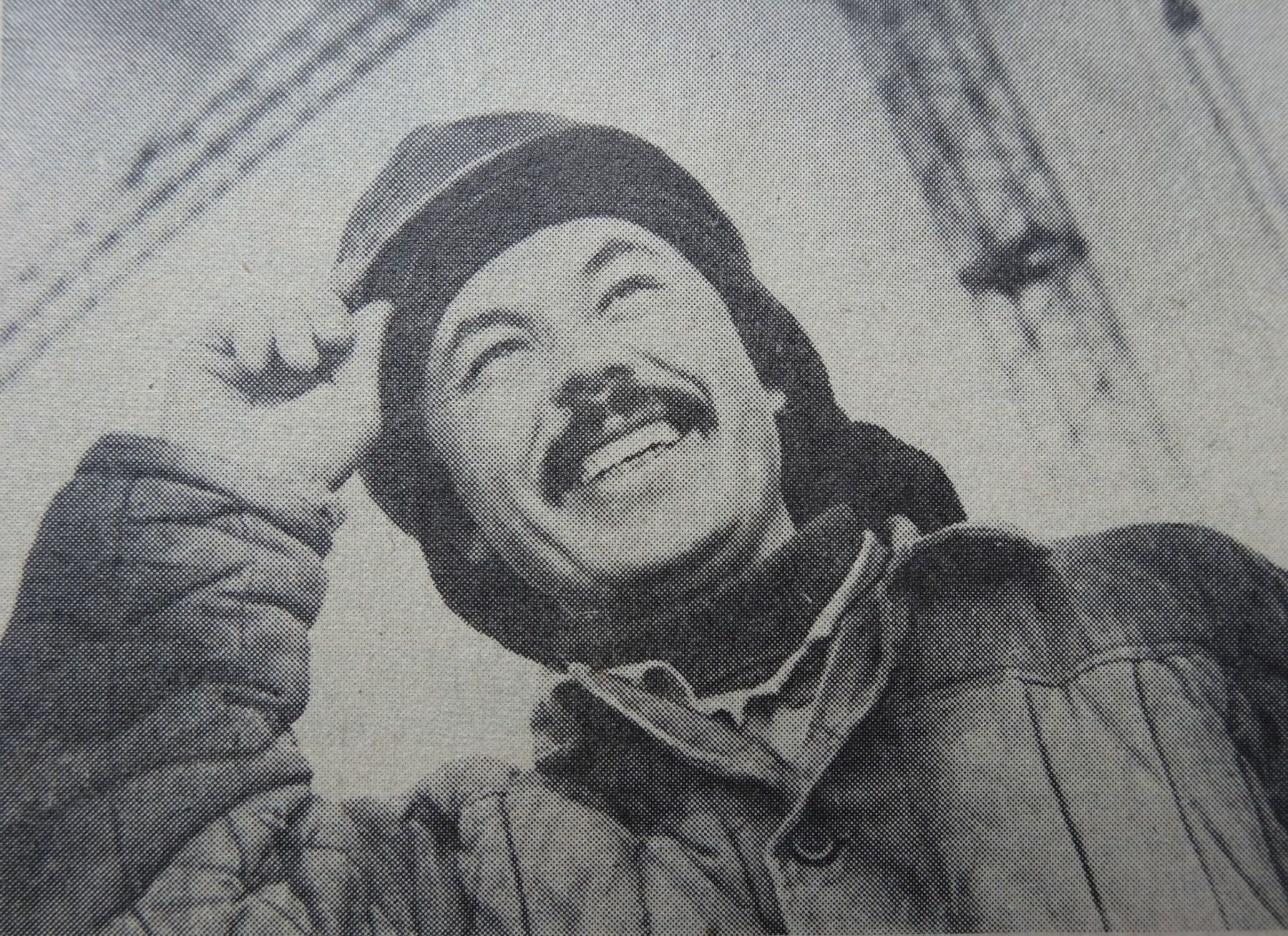 Геннадий Мороз – кавалер ордена Трудовой Славы III степени. Именно он закладывал самый первый кирпич в здании школы на Зеленом клине. 