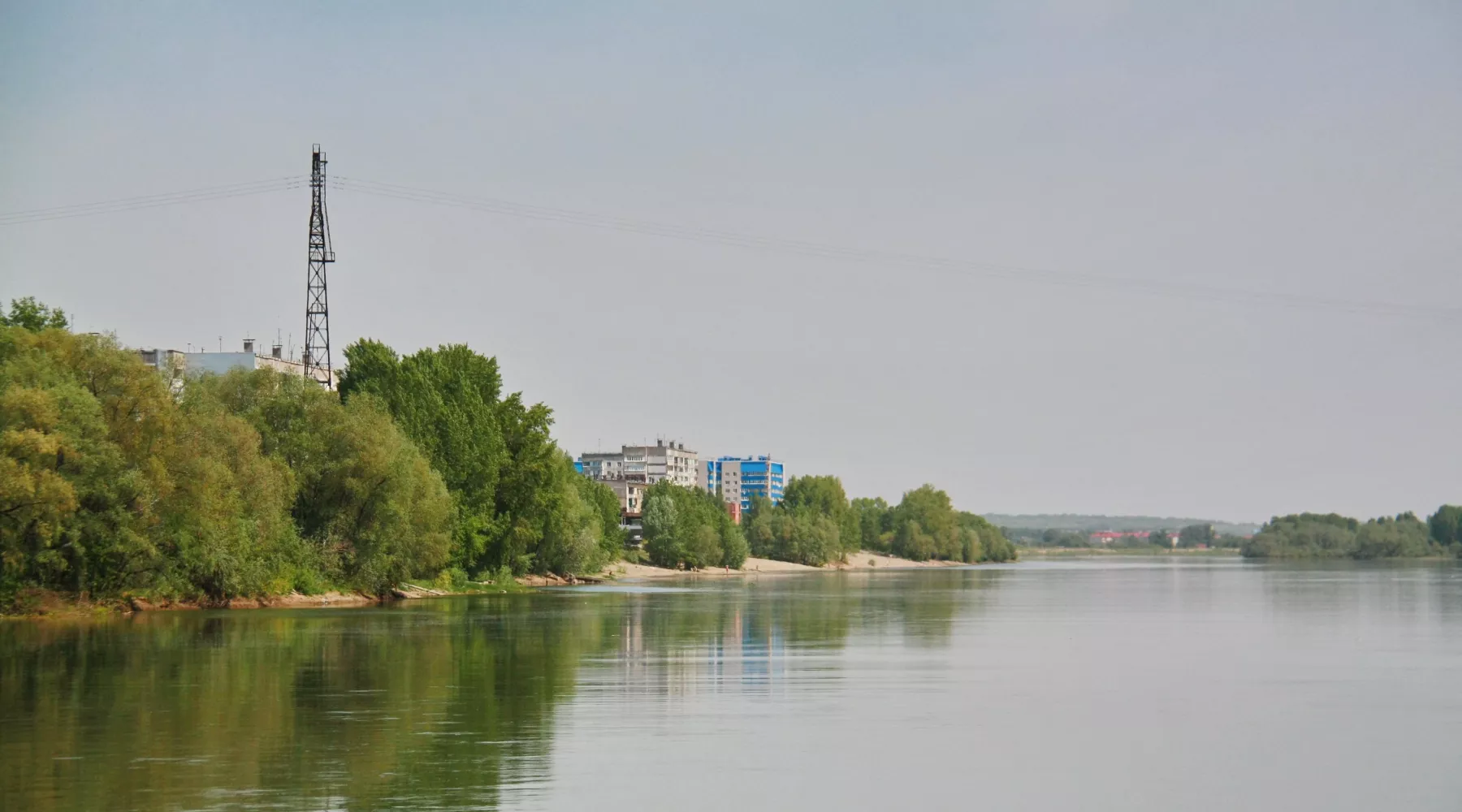 Пляж. Загар. Жара в мае