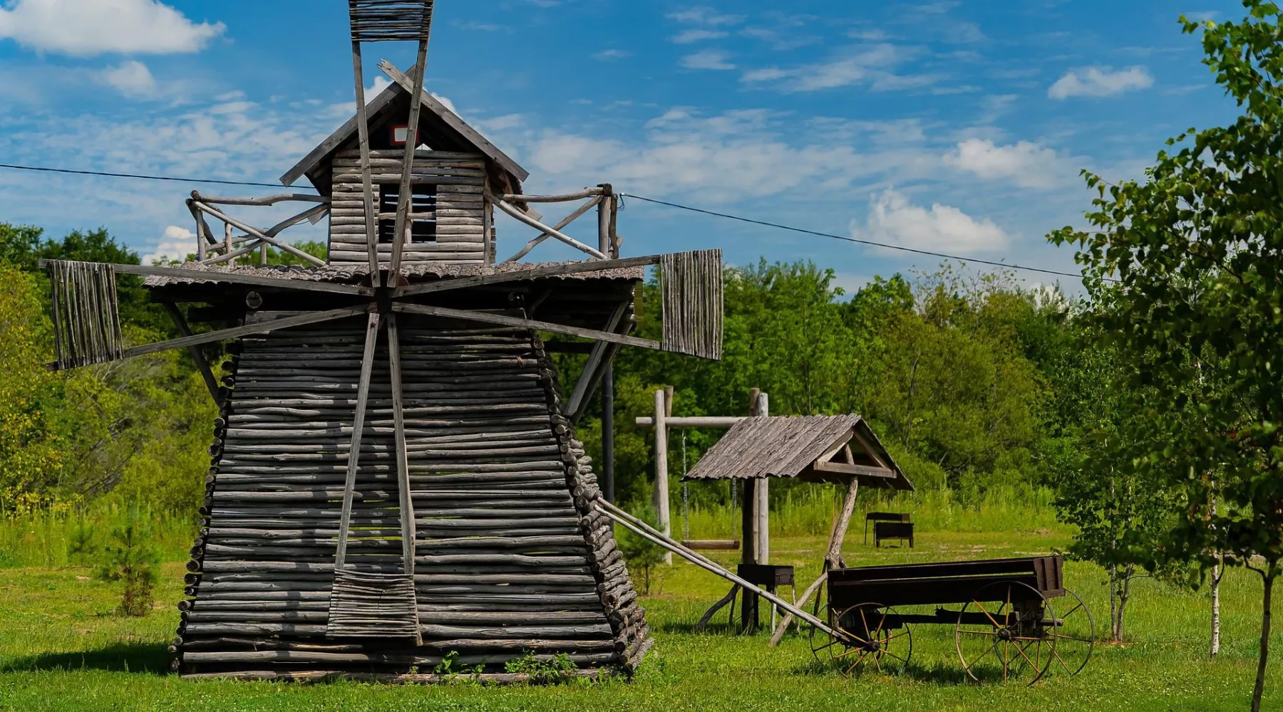 Деревня. Ветряная мельница