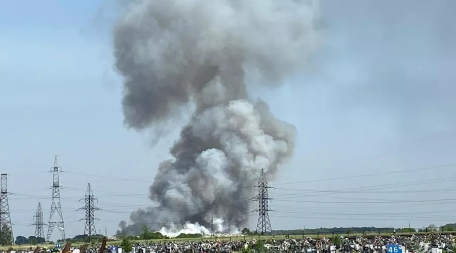 Пожар на полигоне ТБО в Бийске