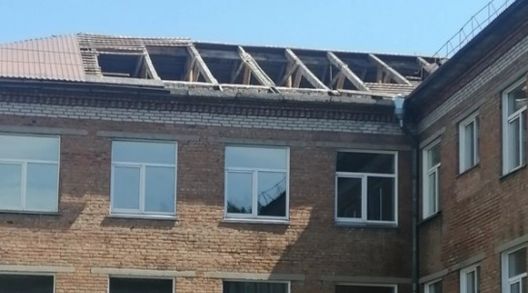 Ремонт кровли. Школа-интернат №1