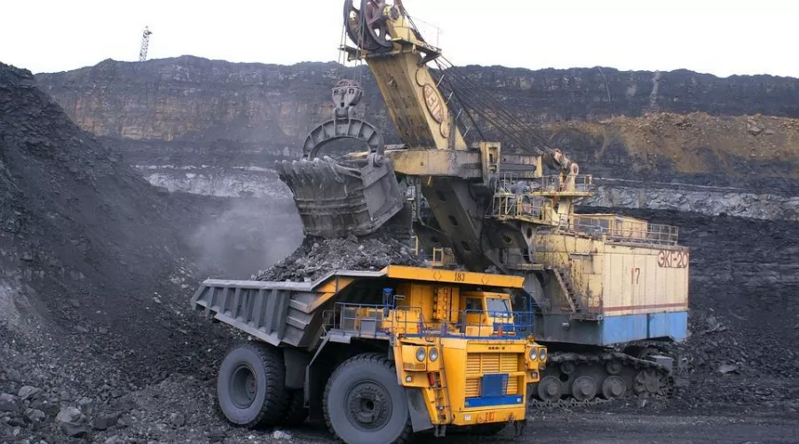 Добыча угля, уголь, экскаватор, грузовик