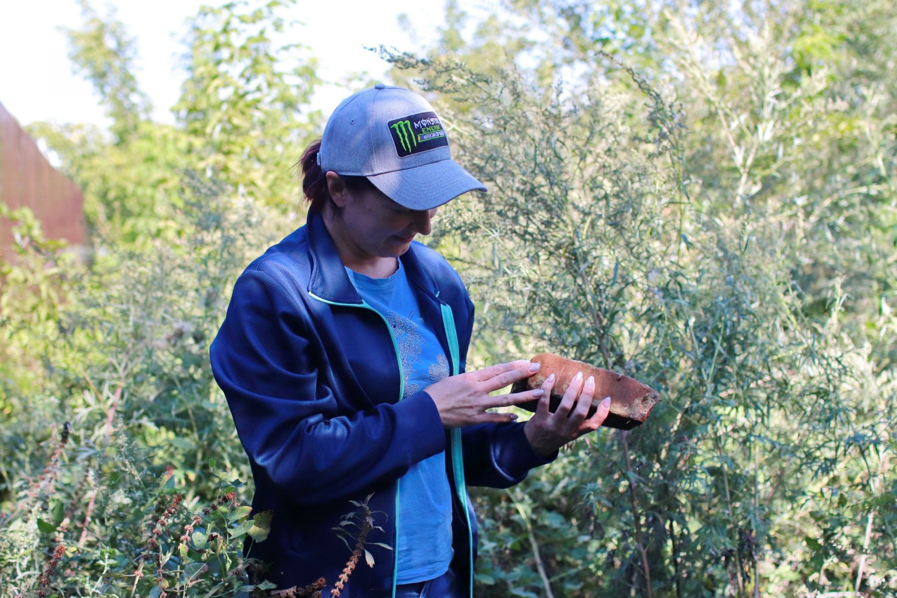 Бийчанка платит налоги за дом, которого нет