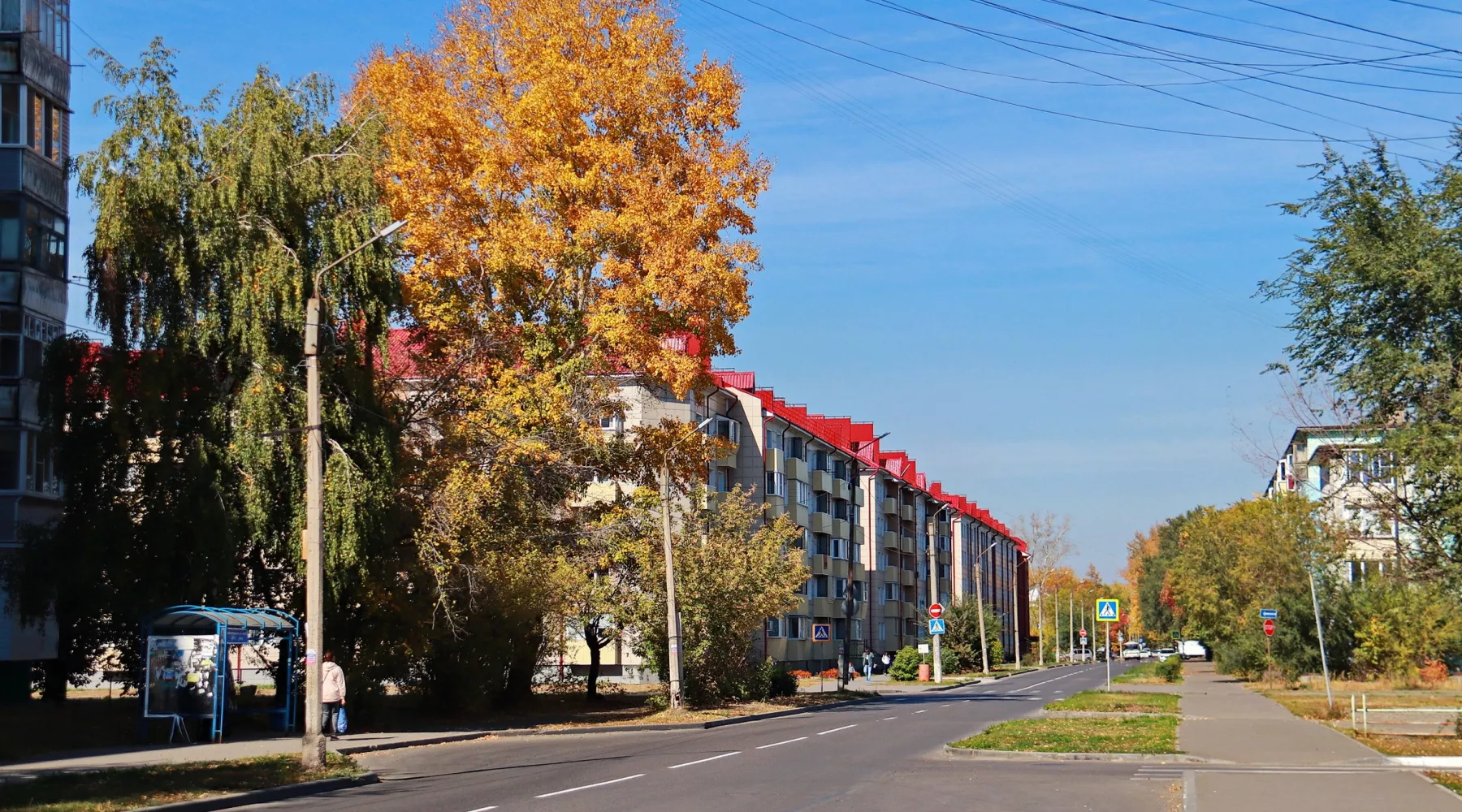 Город. Люди. Осень.