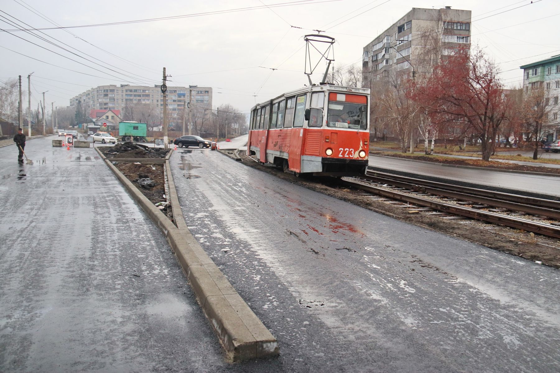 Островок безопасности на ул. Красноармейской.