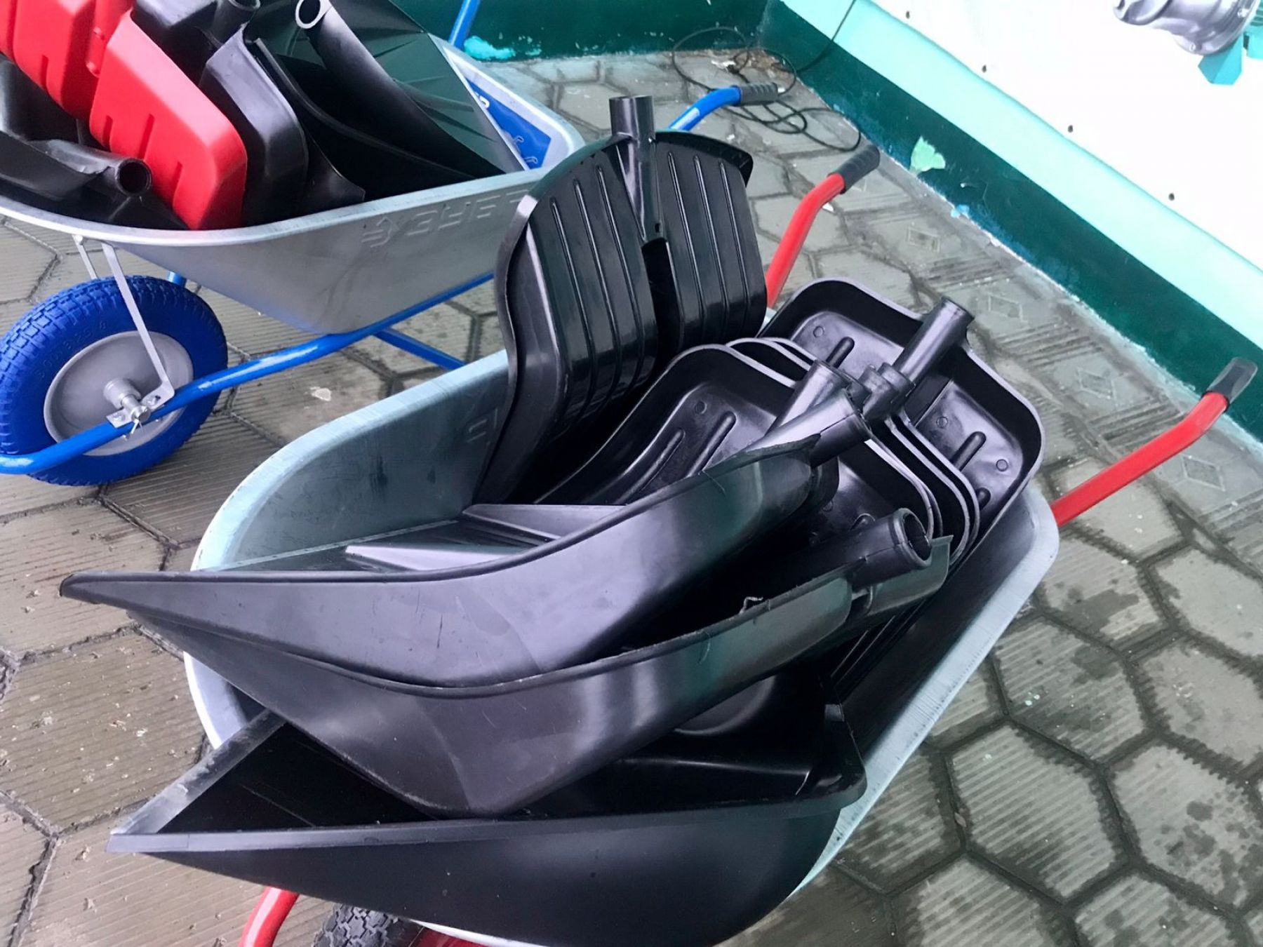 Лопата. Зима. 