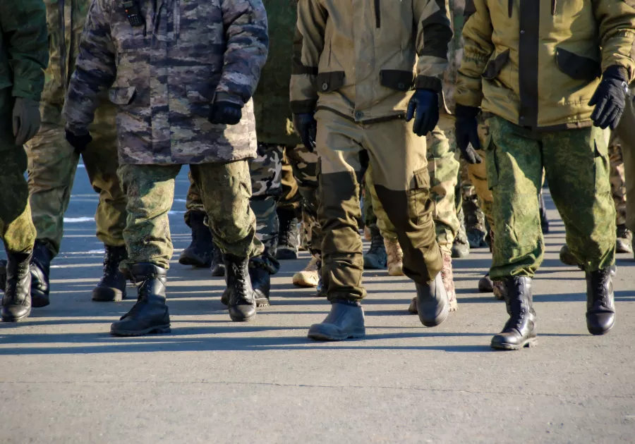 Мобилизованные на Тоцком полигоне в Оренбургской области.