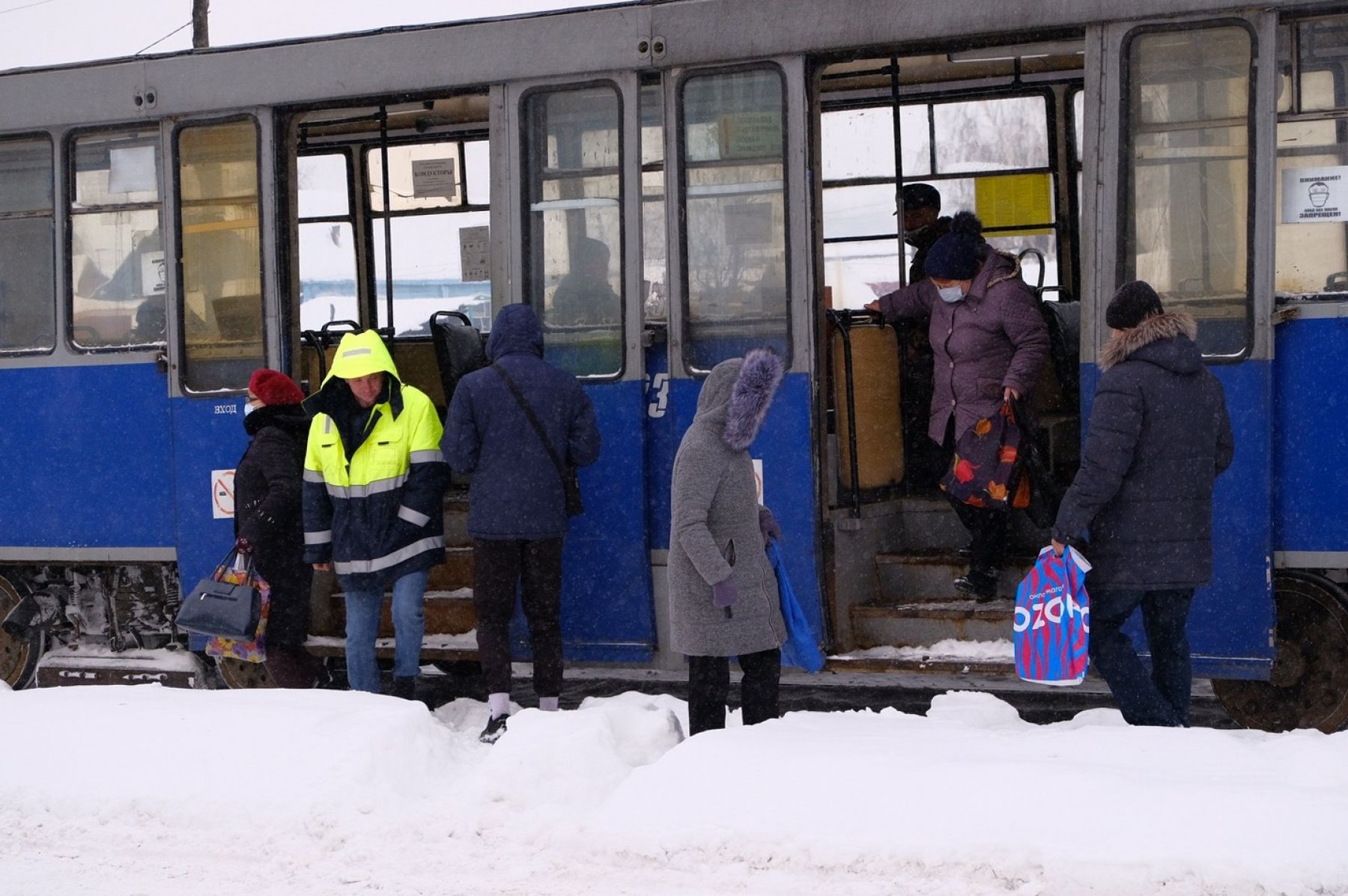 Самый большой пассажиропоток - в сторону заводов