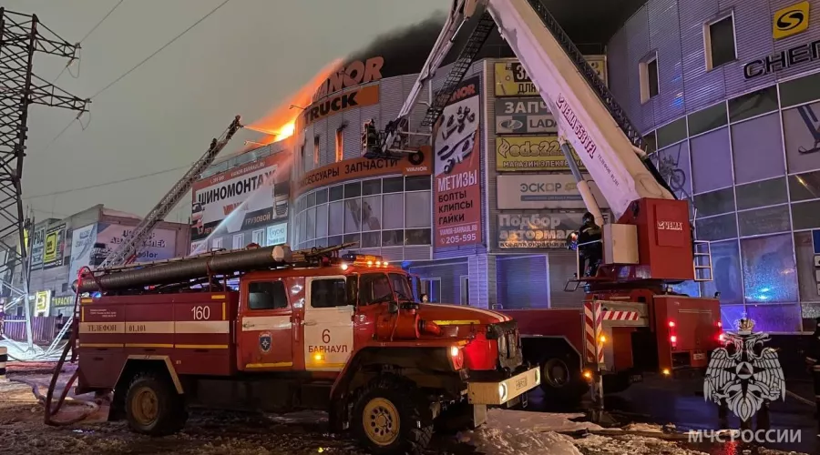пожар в Барнауле в торговом центре
