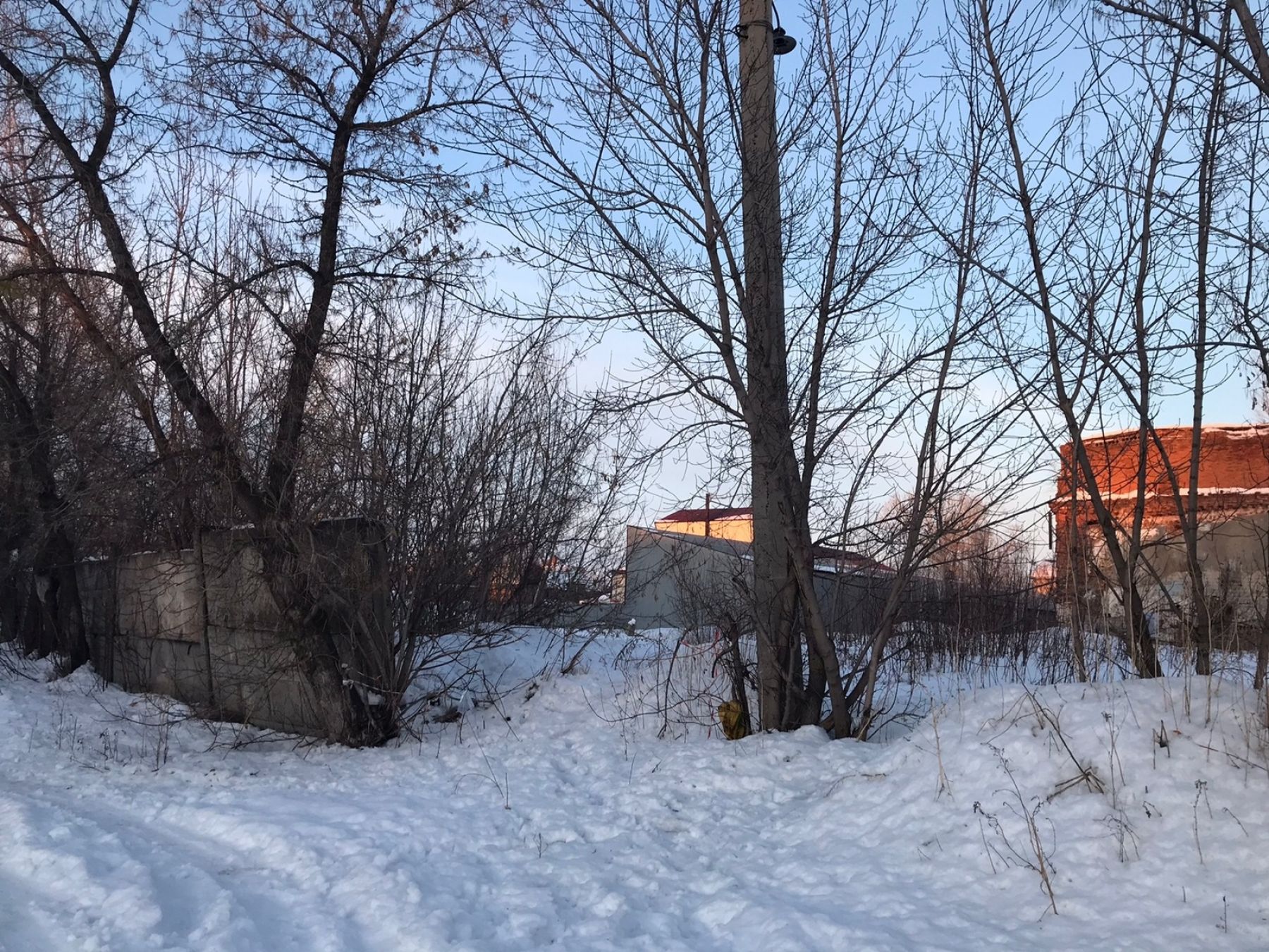 Территория бывшего лакокрасочного завода