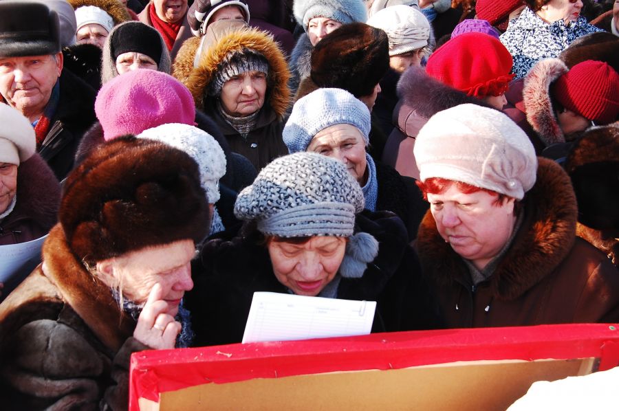 Митинг против роста стоимость услуг ЖКХ в Бийске, 2013 год.