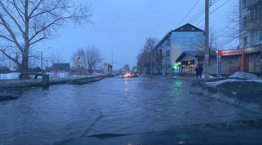 В Бийске затопило улицы.