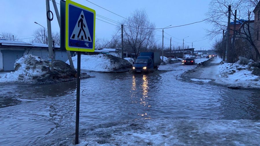 В Бийске затопило улицы.