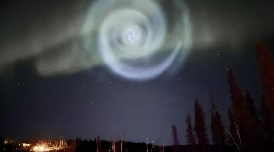 Спираль в небе Аляски